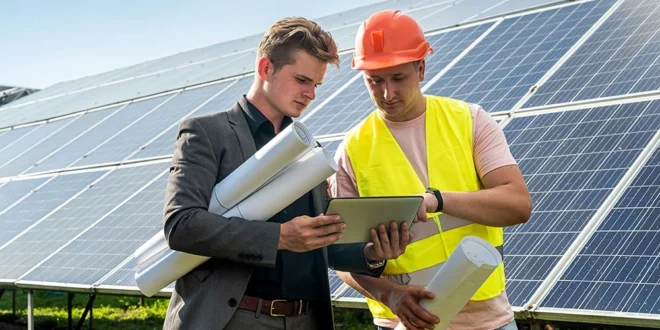 10 kW napelem rendszer panel telepítés közben